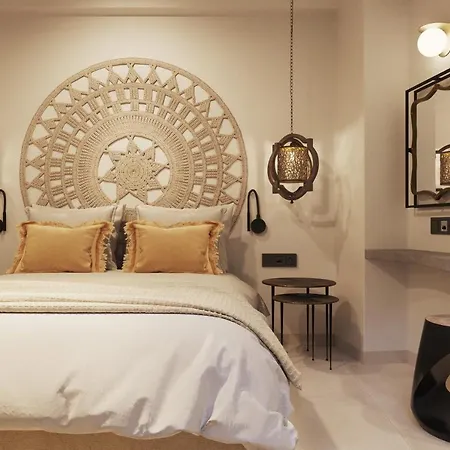 Utopia Boutique 3*